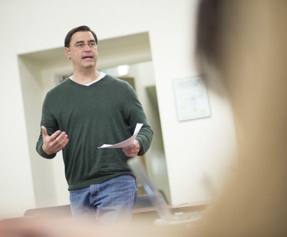 Religious studies professor Alan Lenzi